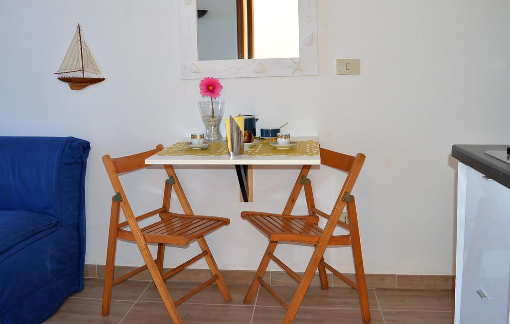 דירות מונליה House Grecale חדר תמונה